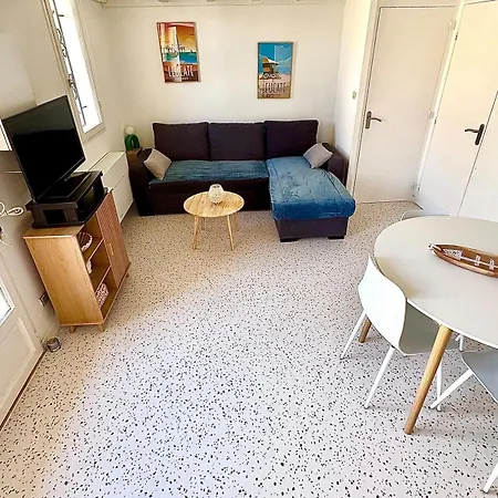 Maison T3 Terrasse, Et Commerces A Pied Leucate