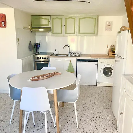 Maison T3 Terrasse, Et Commerces A Pied Leucate
