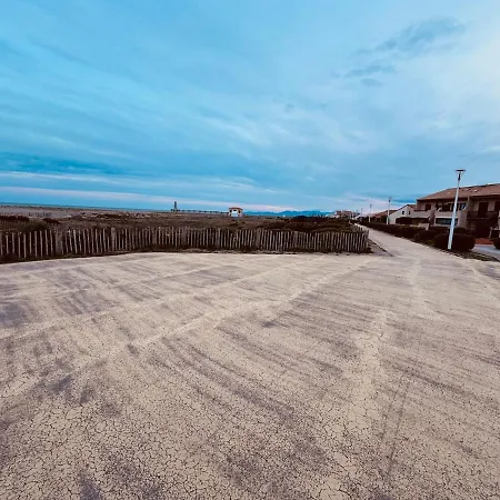 Maison T3 Terrasse, Et Commerces A Pied Leucate